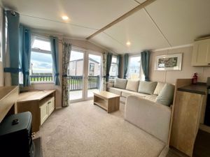 Lounge- click for photo gallery